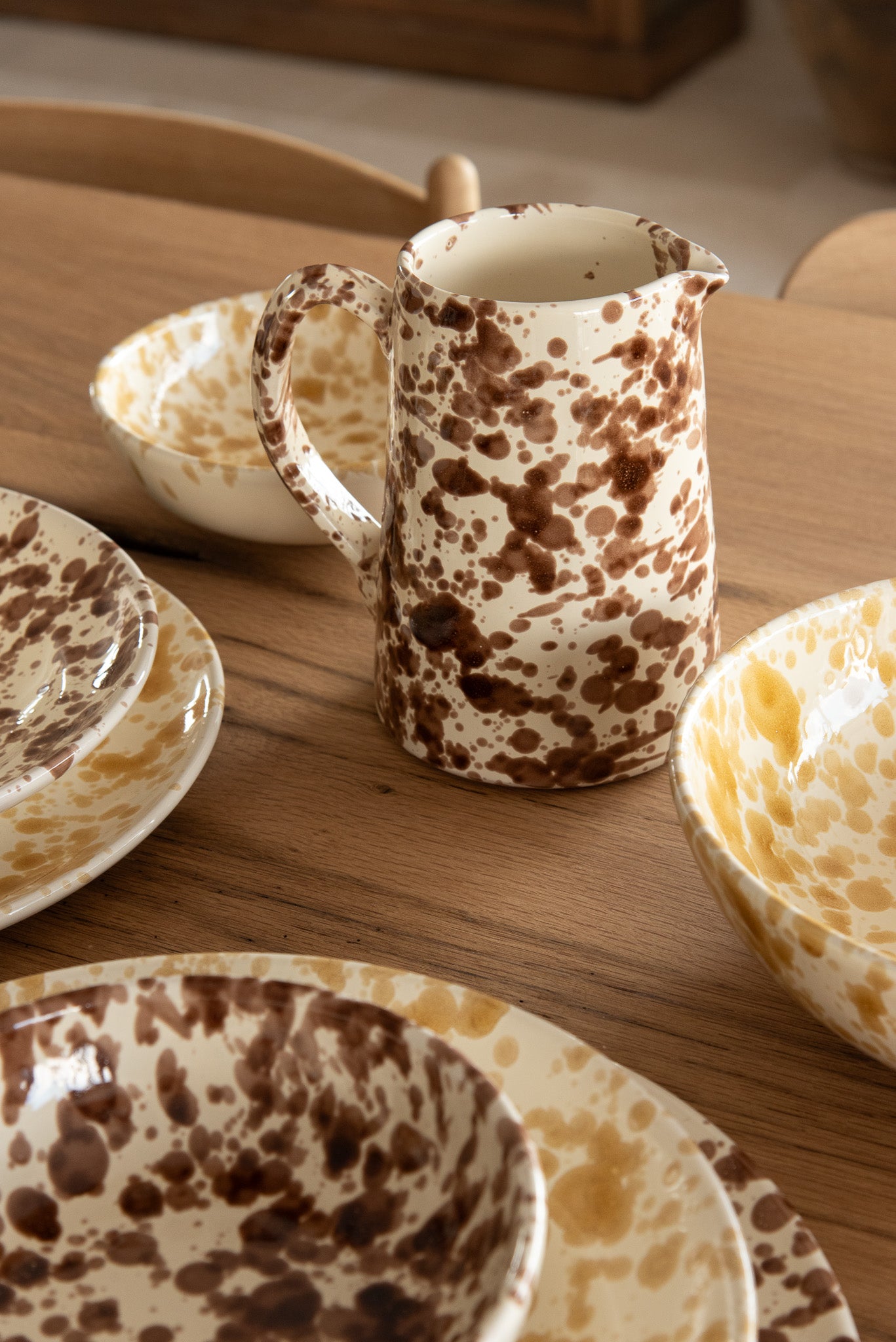 Pitcher Smarmoriati Brown